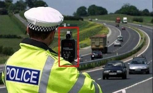 仪表盘和实际速度有什么差别? 交警: 这都不知道, 难怪被扣分