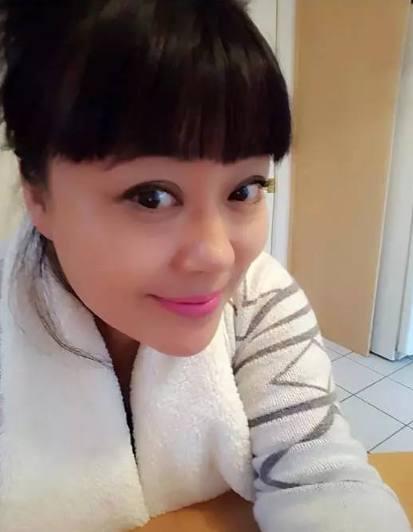 48岁李菁菁近照, 曾因女儿生病被前夫拒绝救治, 今瘦身成功变女神