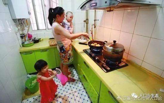 独生子女很好, 甭再说要给孩子一个伴儿了