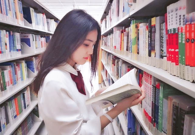 一句话骂醒本科生: 读研与不读研的差别!