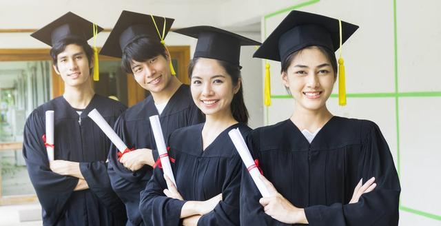 一句话骂醒本科生: 读研与不读研的差别!