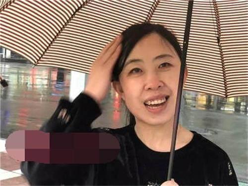 当年那个疯狂迷恋刘德华的杨丽娟再次露面, 直言: 想再见刘德华一面