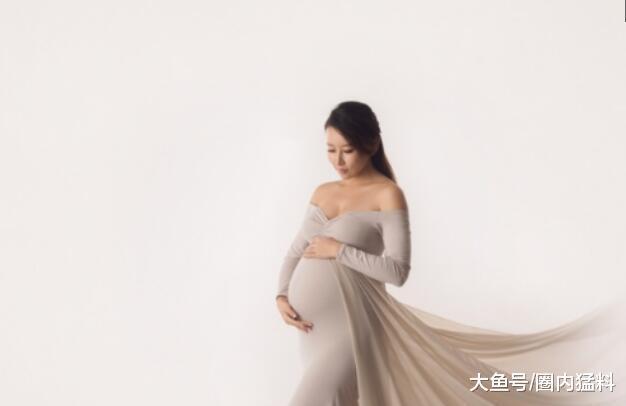 被称为最美S型身材, 如今凭借一组孕照火了, 堪称大众心中女神