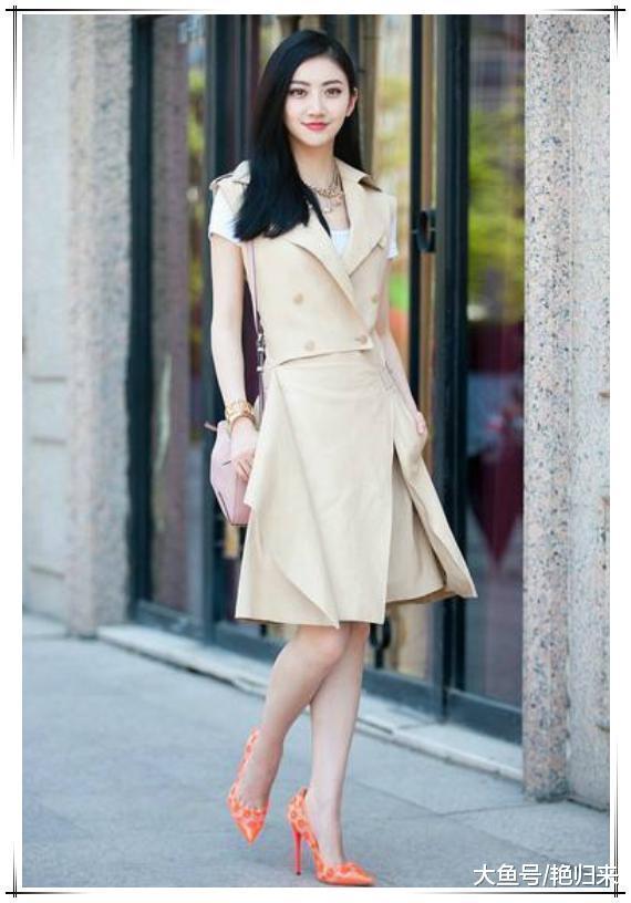 景甜这深V裙穿的真尴尬! 网友: 厉害了张继科!