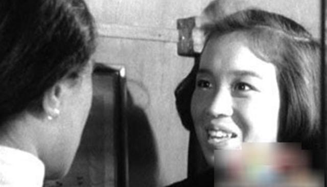 女星年轻时的照片, 容嬷嬷吓到我了, 这也太美了!