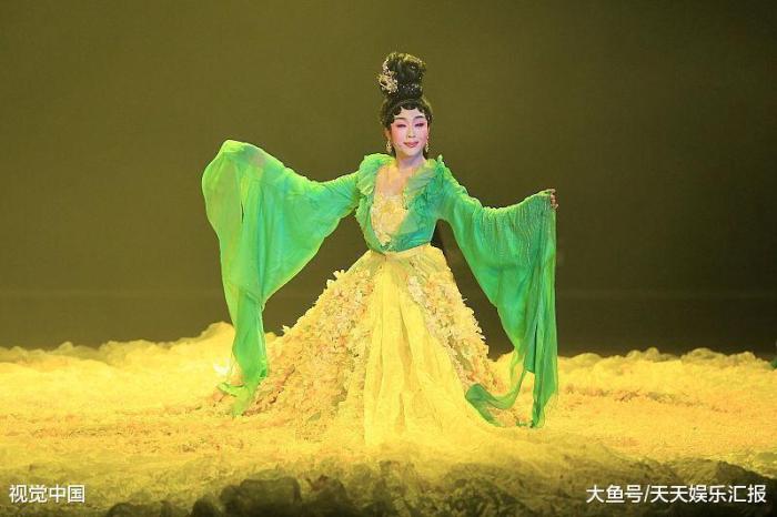 国家一级演员李玉刚, 发生重大舞台的事故