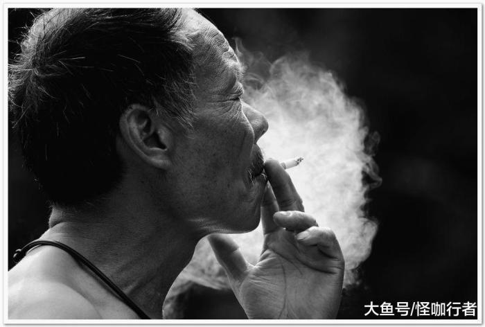 解锁日本人吸烟的正确姿势: 一包烟当半包抽, 减少癌症7成发病率