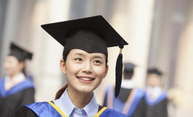 一句话骂醒本科生: 读研与不读研的差别!