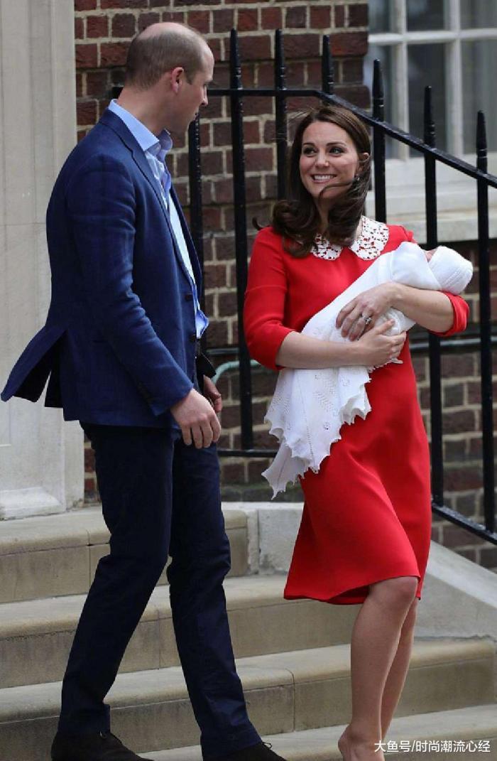 夏洛特公主去医院穿的裙子直接被卖断货, 皇室带货力太强了