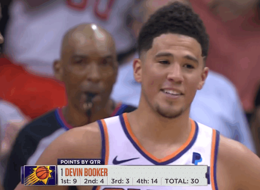 Kobe接班人!Booker連得19分殺死比賽,全場高喊MVP, 全美眾名記紛紛發推盛贊-黑特籃球-NBA新聞影音圖片分享社區