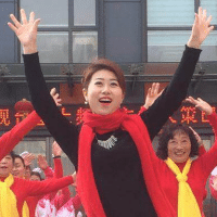 策巴子广场舞