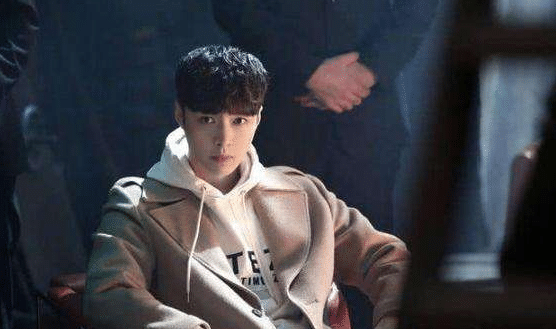 热度第一,张艺兴何以成为“归国四子”实力担当? 热度第一,张艺兴何以成为“归国四子”实力担当?