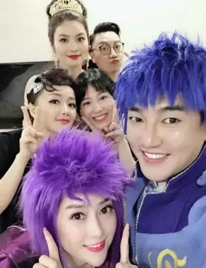 巴啦啦小魔仙剧组重聚,游乐王子变胖,小蓝颜值抢镜 巴啦啦小魔仙剧组重聚,游乐王子变胖,小蓝颜值抢镜