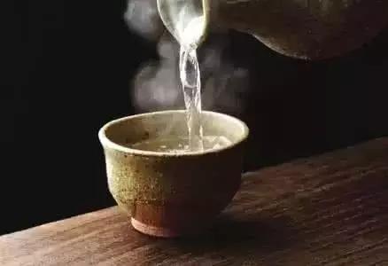 为什么只有中国人喜欢喝热水?-为什么