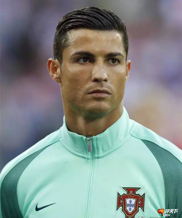 大罗喝多了？无视C罗，评选前五名居然都不选他！