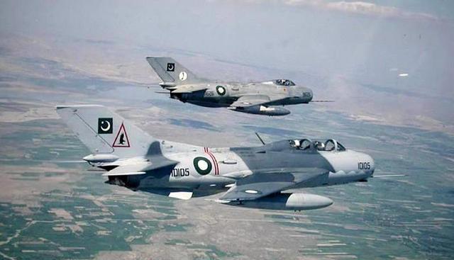 歼六生产了111架空军拒收贺龙拍案震怒