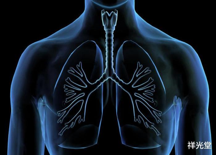 肺毒“重”的人，身体3处是“黑”的，如果你也有，尽早排毒