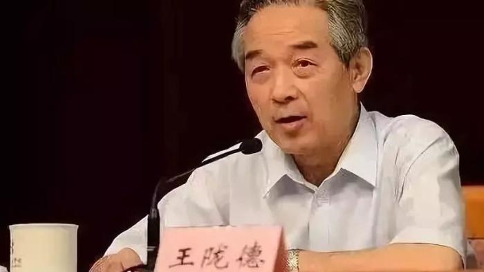 专家怒了：这8个养生误区，坑惨中老年人！很多人还毫不知情…