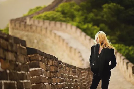 “日本第一牛郎”疫情休业躲在家里疯狂读书:自律的男人,太恐怖