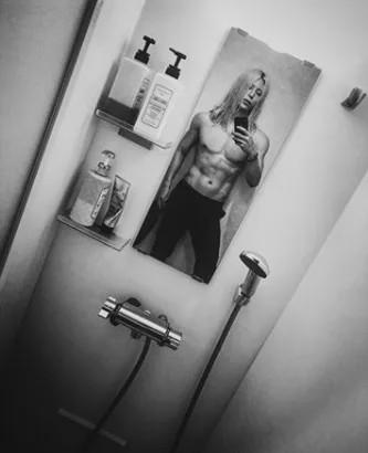 “日本第一牛郎”疫情休业躲在家里疯狂读书:自律的男人,太恐怖