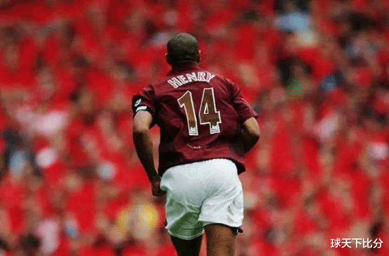 梅西直言：当初甚至不敢看亨利一眼，他太全面了！