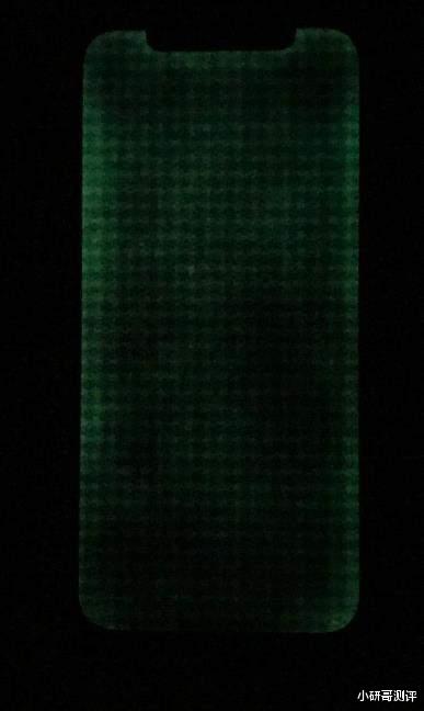 换机也没用!iPhone 12再曝屏幕边缘发绿问题,花粉:这真的是好屏幕 换机也没用!iPhone 12再曝屏幕边缘发绿问题,花粉:这真的是好屏幕