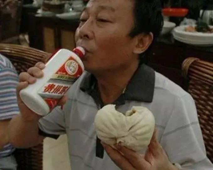 茅台盘中超过工行!成A股市值之王!会重演中石油悲剧吗? 茅台盘中超过工行!成A股市值之王!会重演中石油悲剧吗?