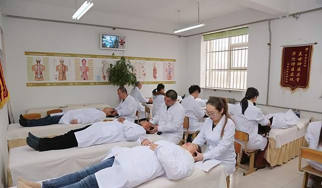 文科生不能选医学专业 班主任:这5个专业可以考虑就业前景好 文科生不能选医学专业 班主任:这5个专业可以考虑就业前景好