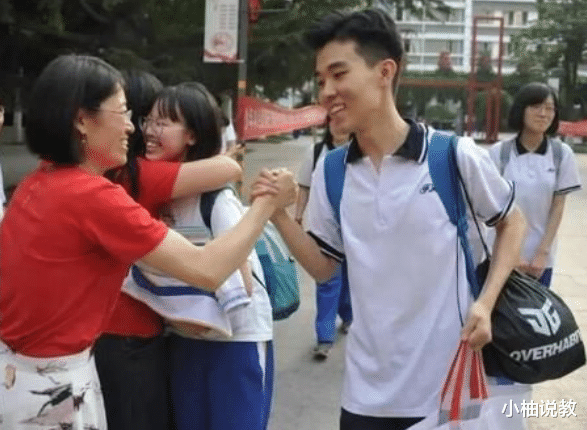 高考报考大学时省内还是省外的好?聪明的考生会这么选 高考报考大学时省内还是省外的好?聪明的考生会这么选