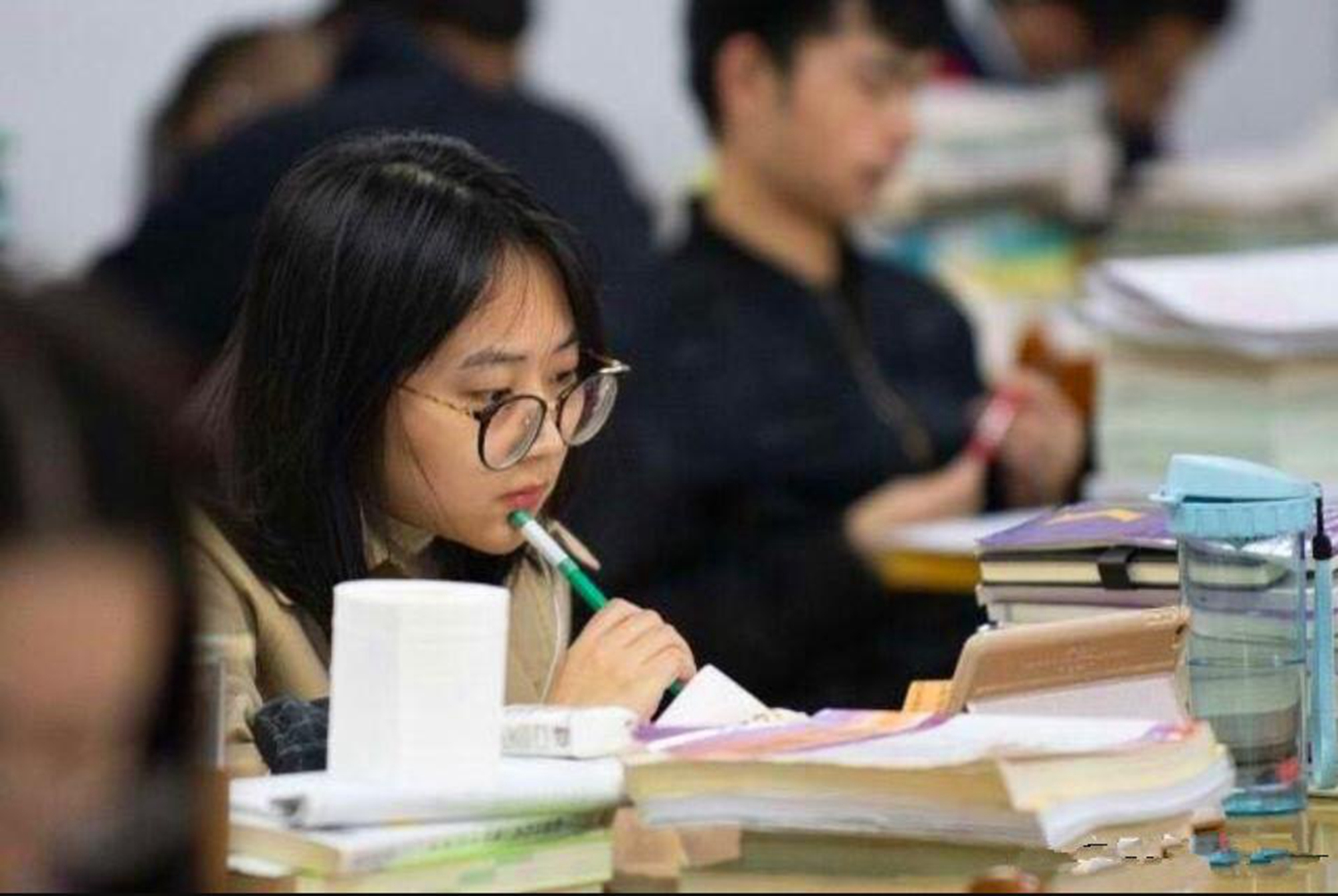 高考480怎么填志愿？这些专业是未来十年“东风”，选到就是赚到