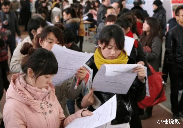 高考报考大学时省内还是省外的好？聪明的考生会这么选