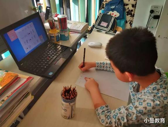 哪类家庭容易出“学霸”？工薪家庭垫底让人心酸，榜首出乎意料