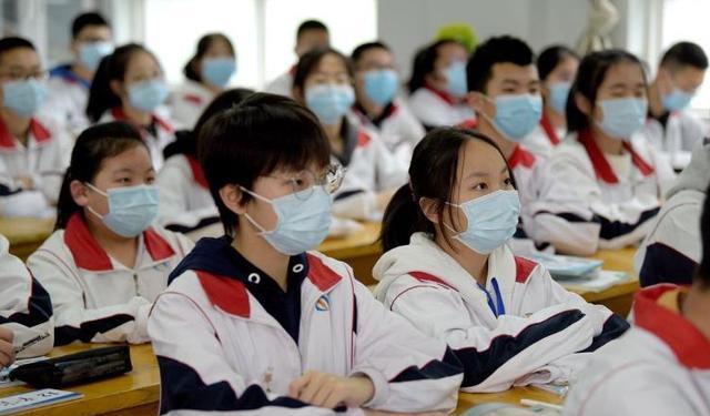 2021中考新方案出炉,理科总分骤降40,英语恐被“踢出”主科队伍 2021中考新方案出炉,理科总分骤降40,英语恐被“踢出”主科队伍
