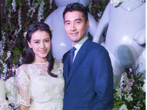 高圆圆高中时期到底有多美?班主任:至少10多个男生都在追她 高圆圆高中时期到底有多美?班主任:至少10多个男生都在追她