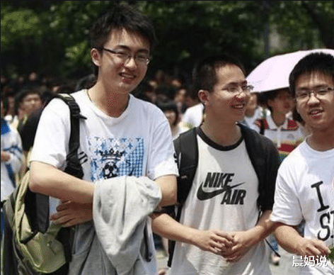 为什么高考先出成绩，大学才公布录取分数线？听资深老师怎么说