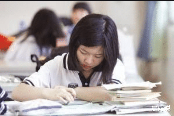为什么高考先出成绩，大学才公布录取分数线？听资深老师怎么说