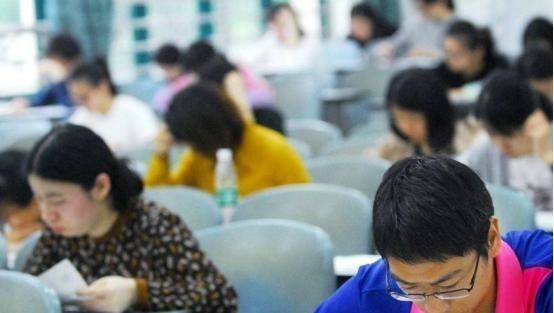 公务员面临“扩招”,有4种人分数再高,想要成功上岸也没戏 公务员面临“扩招”,有4种人分数再高,想要成功上岸也没戏