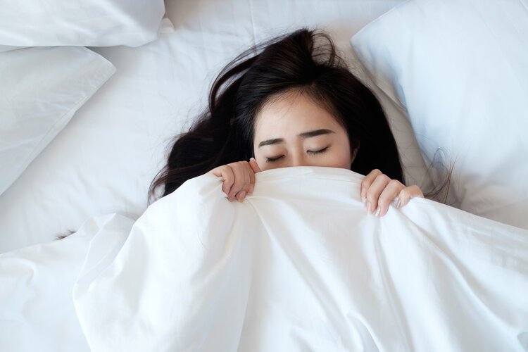 为什么睡觉时身体会突然抖一下?不是大脑怕你死,科学解释来了 为什么睡觉时身体会突然抖一下?不是大脑怕你死,科学解释来了