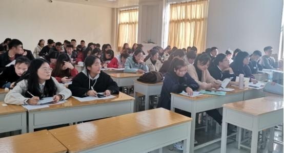 读公立和私立学校,对学生来说有哪些不同?家长:长大后差距大 读公立和私立学校,对学生来说有哪些不同?家长:长大后差距大