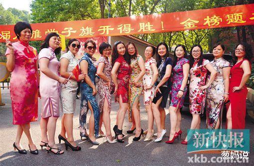 高考家长花式加油，让人大开眼界，这波操作又暖又燃，你get到了吗