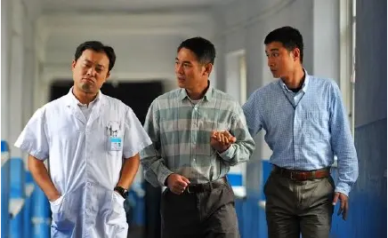 为什么自闭症孩子必须得家庭干预？自闭症之父给出答案！