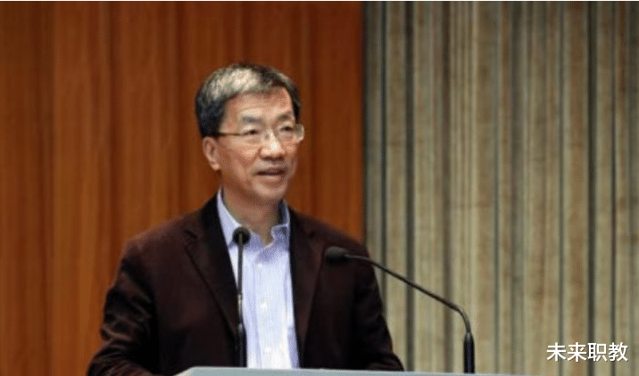 中国科学院院士怀进鹏,就任教育部党组书记 中国科学院院士怀进鹏,就任教育部党组书记