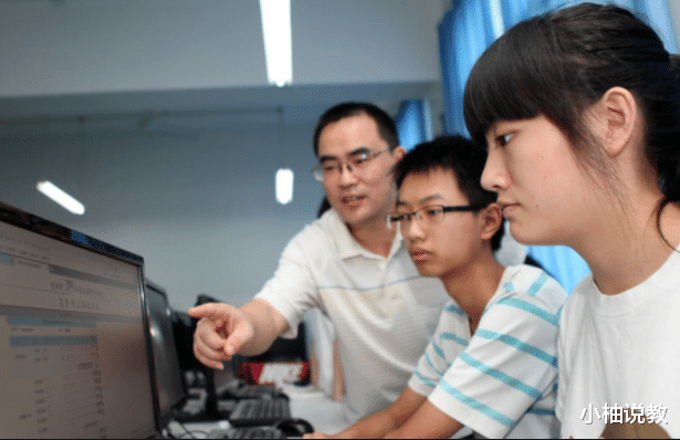 高考报考大学时省内还是省外的好？聪明的考生会这么选