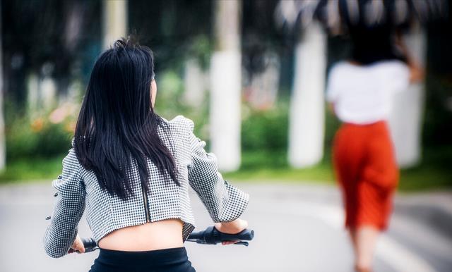 大学到底该不该迁户口?这个问题很重要,学生和家长千万别盲目 大学到底该不该迁户口?这个问题很重要,学生和家长千万别盲目