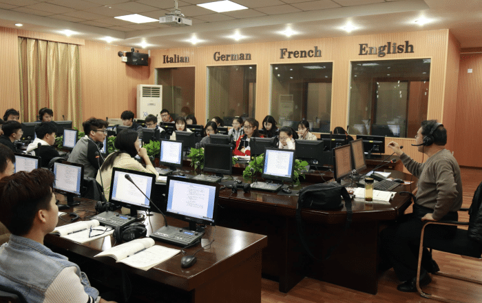 2021志愿填报:几大热门文科专业报考人数很多,但并非每个都好就业.