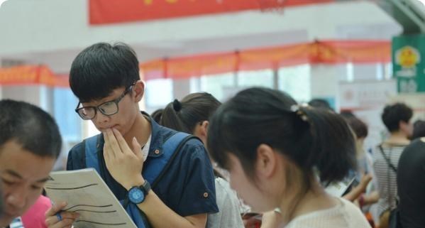 国内高校花样CP榜，南大和浙大撒狗粮，门当户对还是很重要的