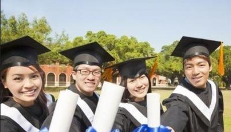 深圳中学教师入职名单曝光!豪华阵容引起热议,想当老师太难了 深圳中学教师入职名单曝光!豪华阵容引起热议,想当老师太难了