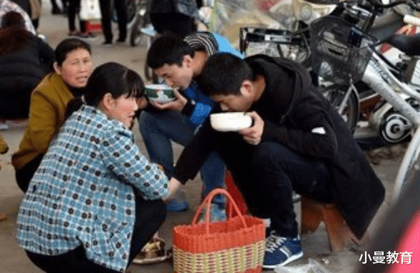 父母是什么职业容易培养出学霸？服务类职业垫底，原因扎心又无奈