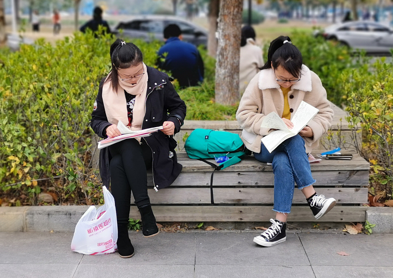 公务员考试为何有些岗位没人报,是捡漏还是大坑,现在知道还不晚 公务员考试为何有些岗位没人报,是捡漏还是大坑,现在知道还不晚