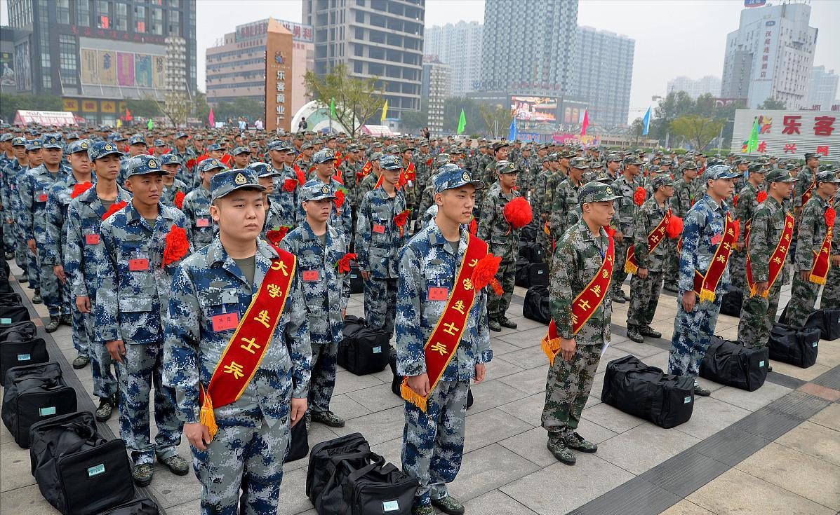专科生当兵算大学生士兵吗?大学生当兵有哪些优势?答案来了 专科生当兵算大学生士兵吗?大学生当兵有哪些优势?答案来了